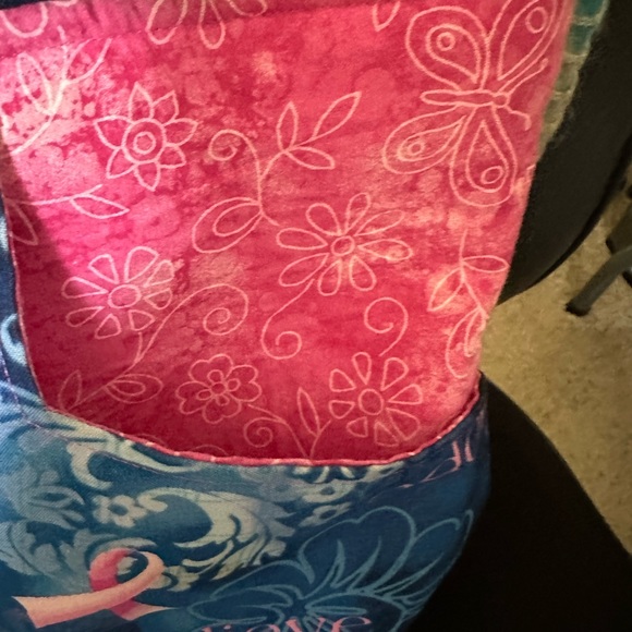 Hand Made Cancer Pattern Purse - Picture 5 of 6